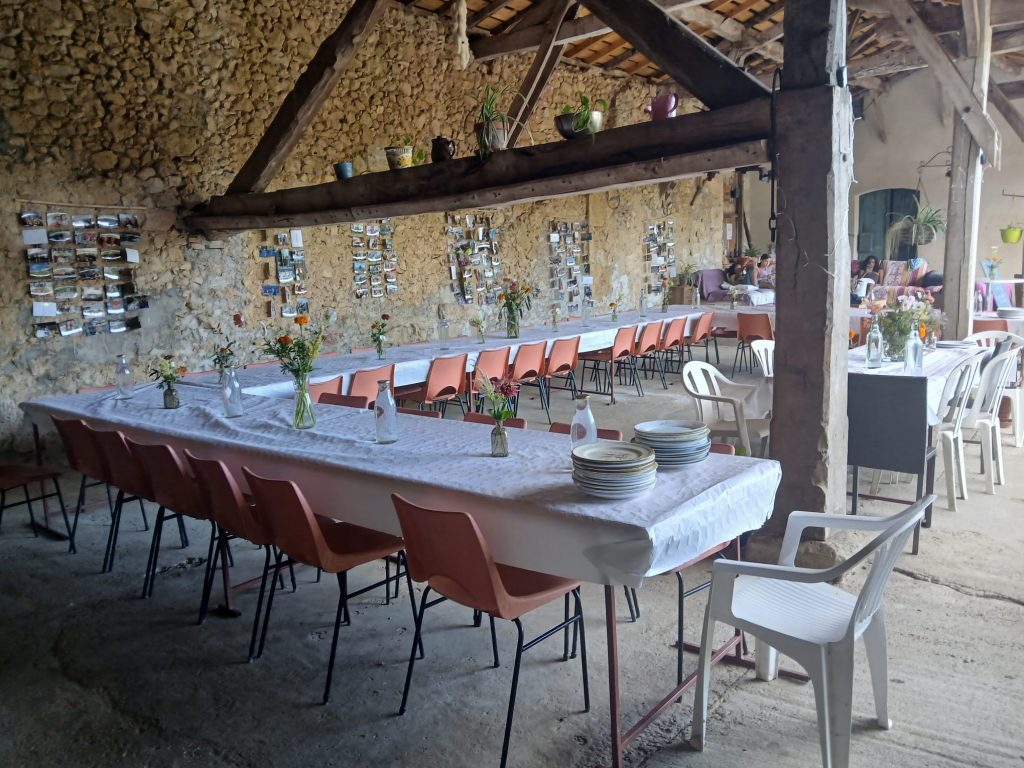 Préau du Moulin des Découvertes à louer pour événements dans le Gers