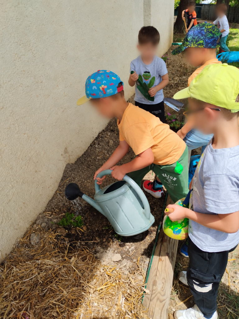 Animation nature proposée dans une école ou un centre de loisirs